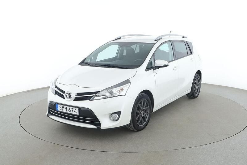 Vit Begagnad 2015 Toyota Verso Minibuss | 150 000 kr (Marknadspris) - Bild 1/3