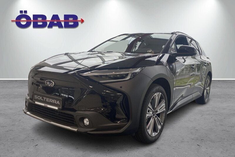 Svart Ny 2024 Subaru Solterra SUV | 499 900 kr (Marknadspris) - Bild 1/4