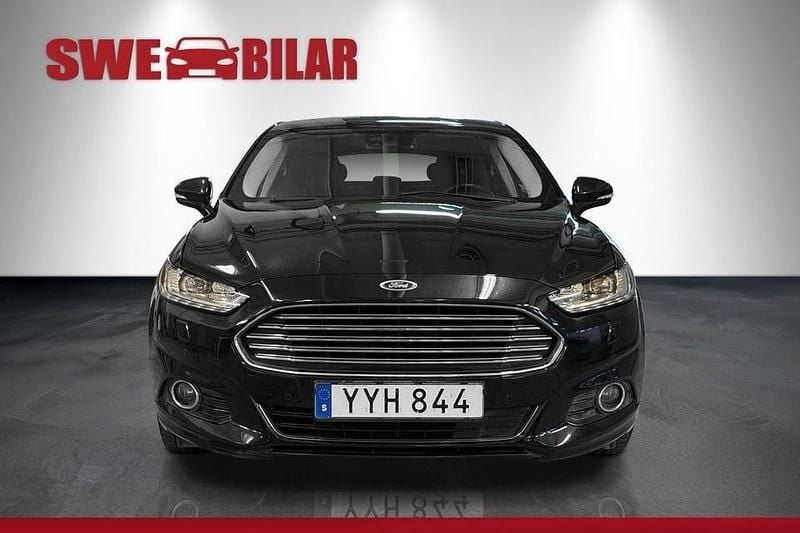 Begagnad Ford Mondeo Business Edition 160 HK (117 kW) 2017 Svart Halvkombi