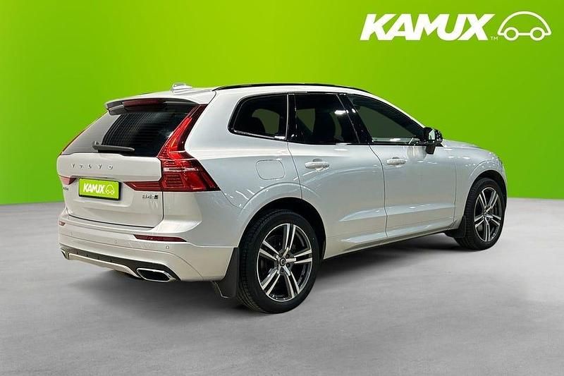 Begagnad Volvo XC60 R-Design 197 HK (144 kW) 2020 Silver/grå SUV