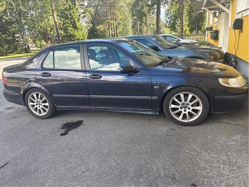 Blå Begagnad 2003 Saab 9-5 Aero Sedan | 17 000 kr (Marknadspris) - Bild 1/2