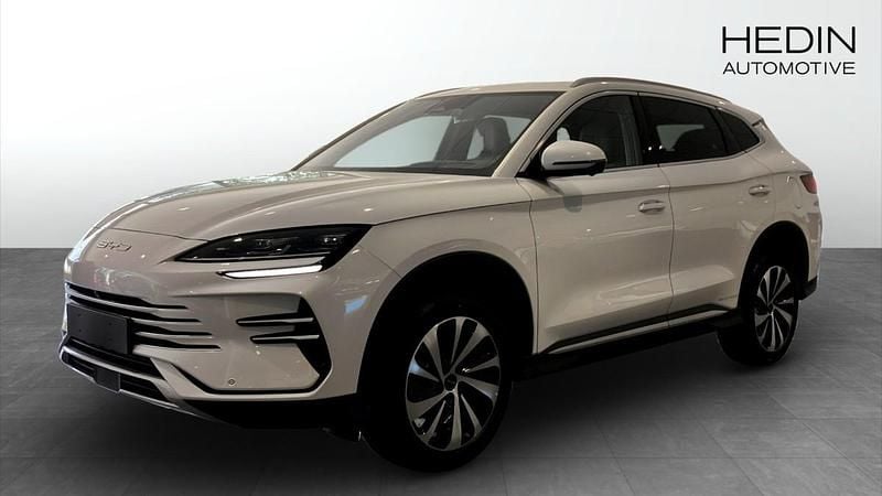 Vit (white) Ny 2025 BYD Seal U Boost SUV | 482 400 kr (Dyr) - Bild 1/4