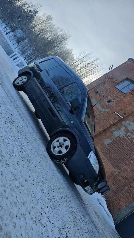 Begagnad Opel Combo 75 HK (55 kW) 2003 Minibuss