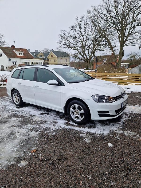 Begagnad 2015 VW Golf VII | 90 000 kr (Marknadspris) - Bild 1/4