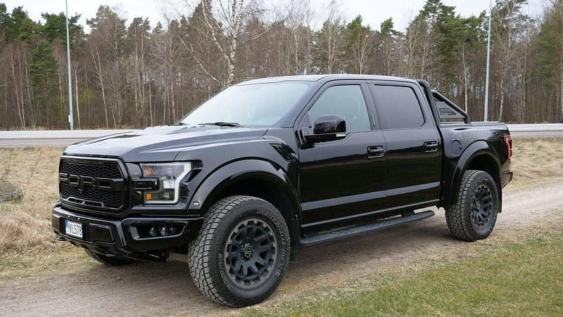 Svart Begagnad 2018 Ford F-150 Raptor Pickup | 535 000 kr (Superpris) - Bild 1/4