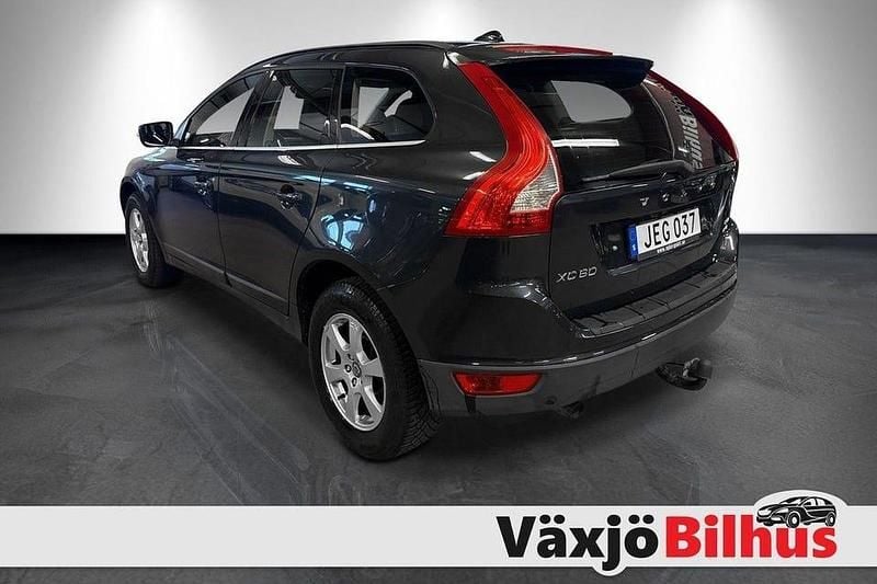 Begagnad Volvo XC60 Momentum 164 HK (120 kW) 2008 Grå SUV