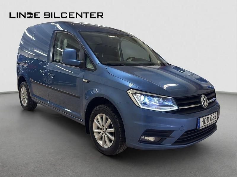 Begagnad VW Caddy 102 HK (75 kW) 2016 Blå Minibuss
