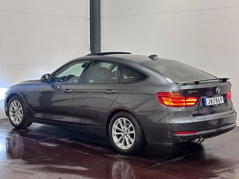 Begagnad BMW 320 Gran Turismo Advantage 190 HK (139 kW) 2015 Grå Halvkombi