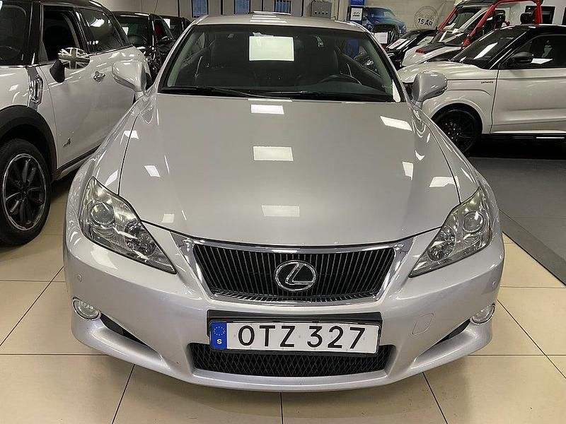 Begagnad Lexus IS250 208 HK (152 kW) 2010 Silver Cab