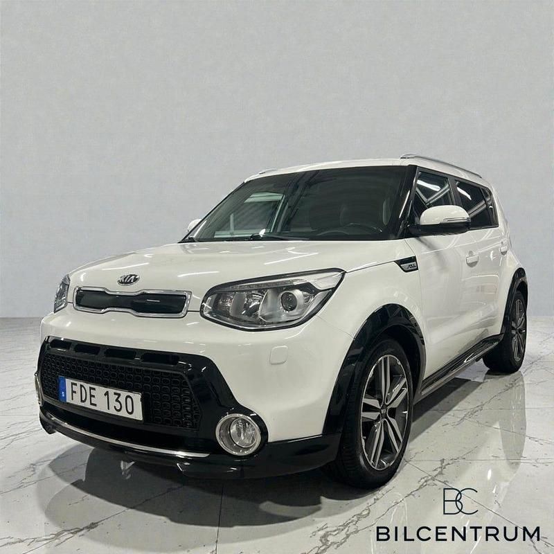 Vit Begagnad 2016 Kia Soul SUV | 102 900 kr (Marknadspris) - Bild 1/4