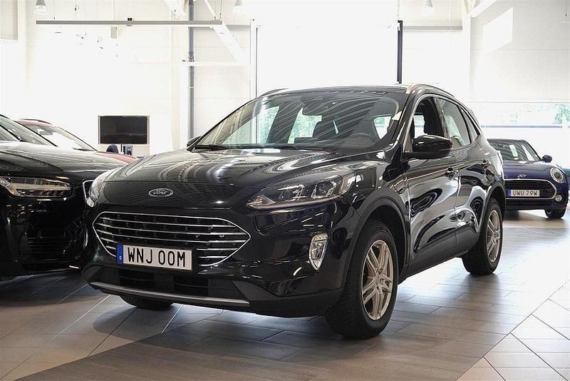 Svart Begagnad 2022 Ford Kuga Titanium SUV | 239 900 kr (Bra pris) - Bild 1/4
