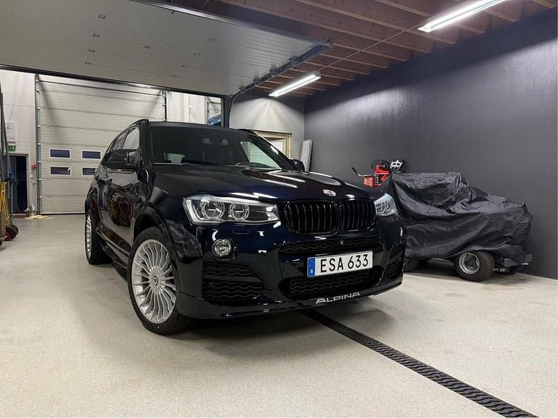 Svart Begagnad 2015 Alpina XD3 SUV | 350 000 kr - Bild 1/4