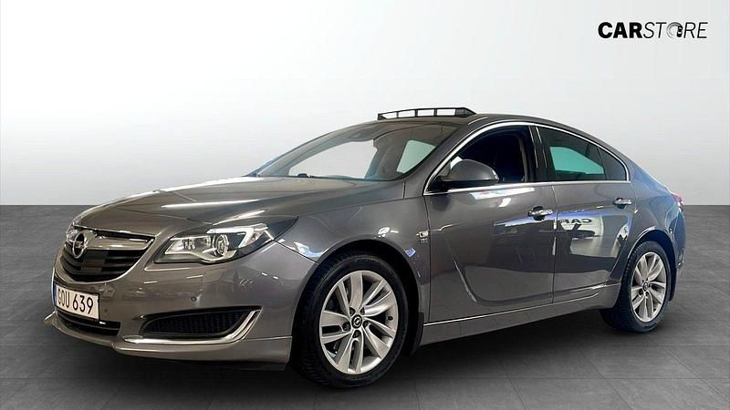 Grå (grey) Begagnad 2017 Opel Insignia Business Halvkombi | 124 900 kr (Bra pris) - Bild 1/4