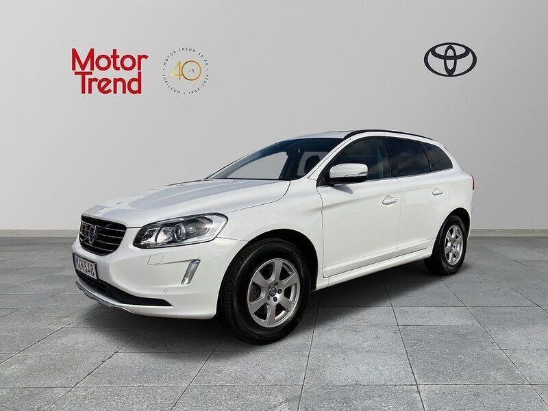Vit Begagnad 2015 Volvo XC60 Momentum SUV | 205 000 kr (Marknadspris) - Bild 1/4