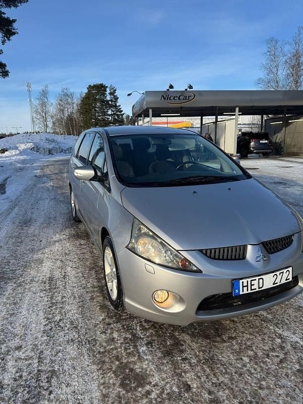 Begagnad Mitsubishi Grandis 165 HK (121 kW) 2008 Minibuss