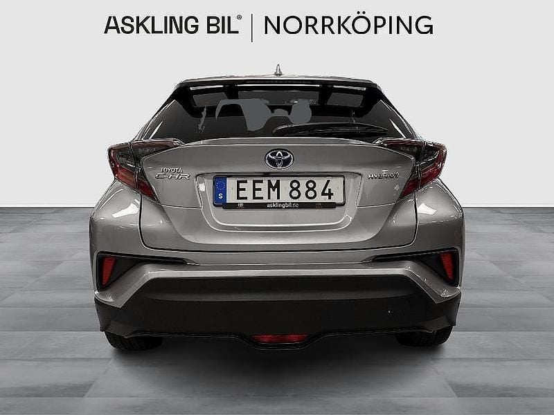 Begagnad Toyota C-HR Executive 122 HK (89 kW) 2018 Mörkgrå SUV