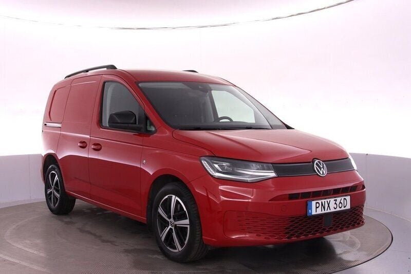 Röd (körsbärsröd) Begagnad 2022 VW Caddy Minibuss | 249 000 kr (Superpris) - Bild 1/4