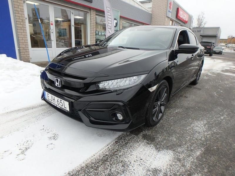 Begagnad Honda Civic Elegance 126 HK (92 kW) 2021 Svart Halvkombi