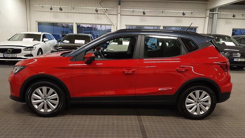 Begagnad Seat Arona Style 90 HK (66 kW) 2022 Röd SUV
