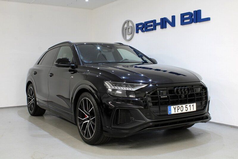 Svart Begagnad 2020 Audi Q8 S-Line SUV | 659 000 kr (Marknadspris) - Bild 1/4