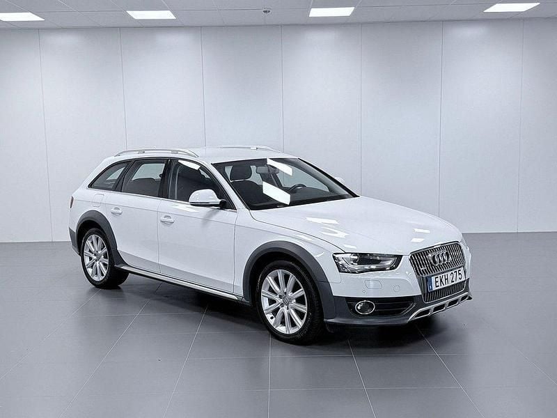 Vit Begagnad 2015 Audi A4 Allroad Kombi | 139 900 kr (Marknadspris) - Bild 1/4