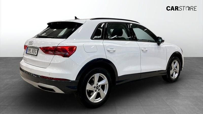 Begagnad Audi Q3 150 HK (110 kW) 2024 Vit SUV