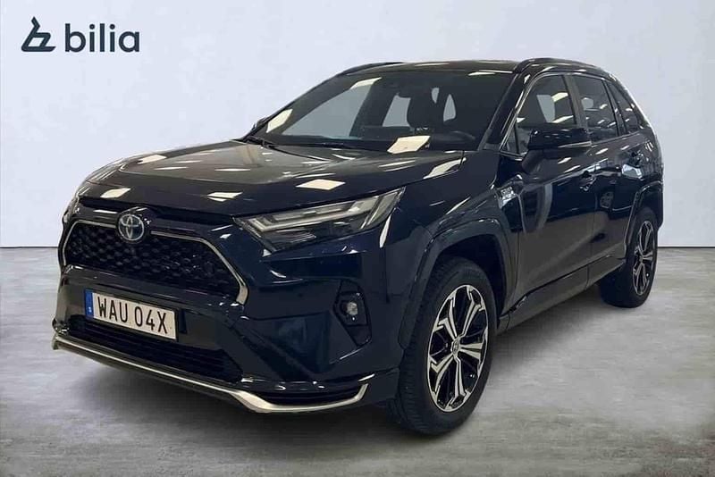 Blå Begagnad 2023 Toyota RAV4 Hybrid SUV | 479 900 kr - Bild 1/1