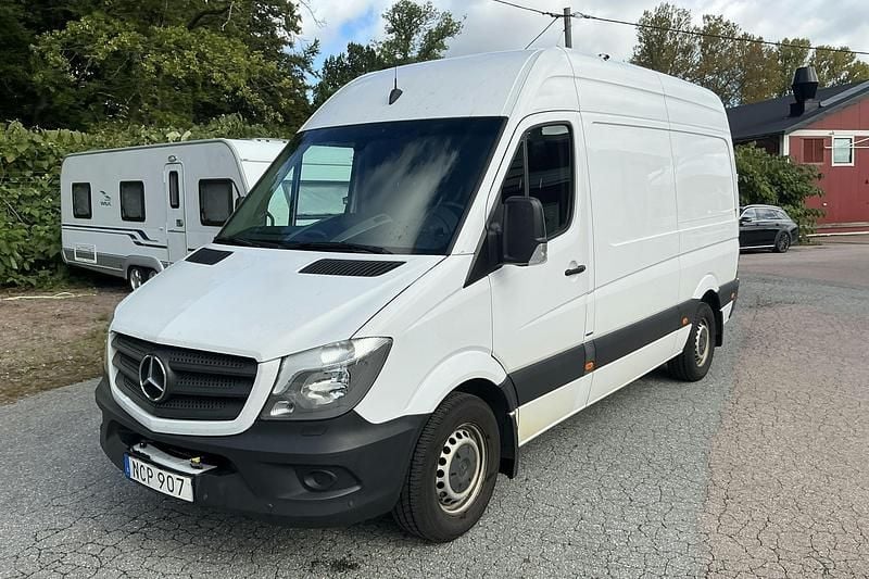 Vit Begagnad 2018 Mercedes Sprinter Van | 129 000 kr - Bild 1/4