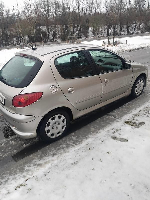 Begagnad Peugeot 206 75 HK (55 kW) 2007