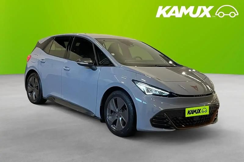 Silver/grå Begagnad 2022 Cupra Born Halvkombi | 238 700 kr - Bild 1/4