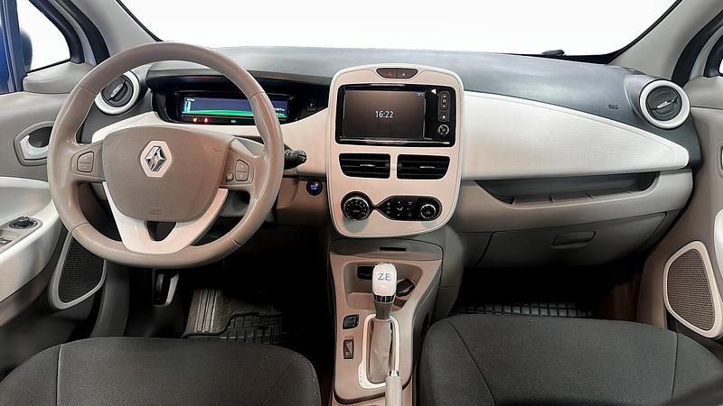 Begagnad Renault Zoe 67 kW (92 HK) 2019 Vit Halvkombi