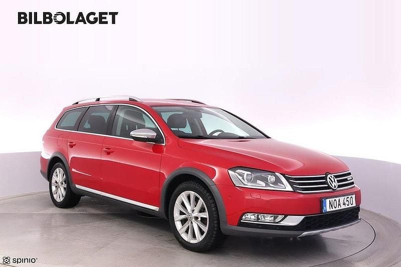 Röd Begagnad 2014 VW Passat Alltrack Kombi | 134 800 kr (Marknadspris) - Bild 1/4