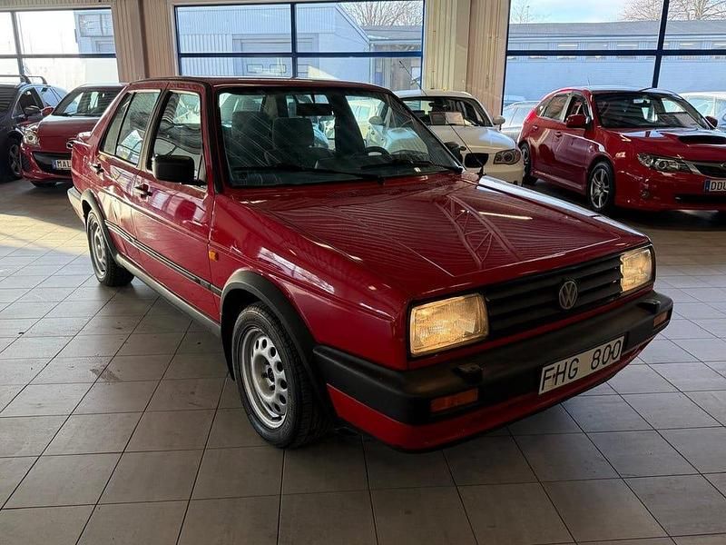 Begagnad VW Jetta 90 HK (66 kW) 1991 Röd Sedan