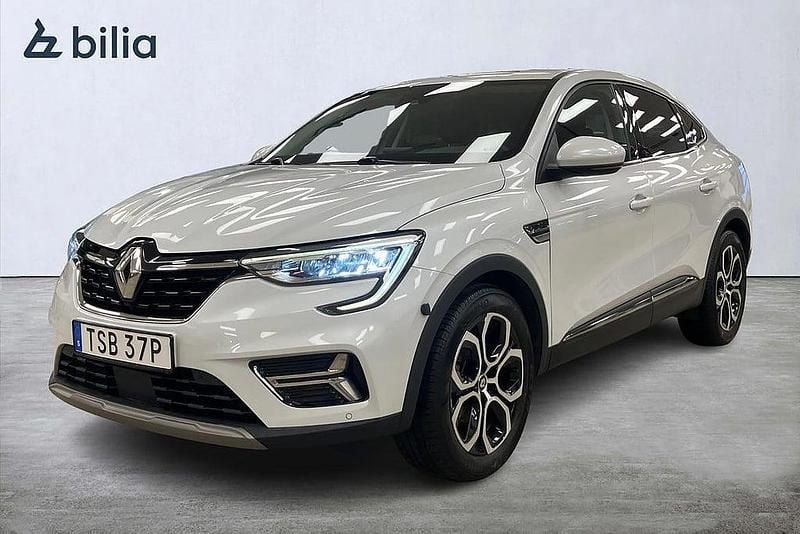 Vit Begagnad 2022 Renault Arkana Intens SUV | 214 900 kr (Marknadspris) - Bild 1/3
