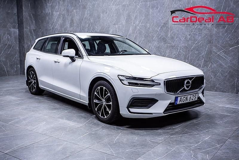 Vit Begagnad 2019 Volvo V60 Momentum Kombi | 208 800 kr (Bra pris) - Bild 1/4