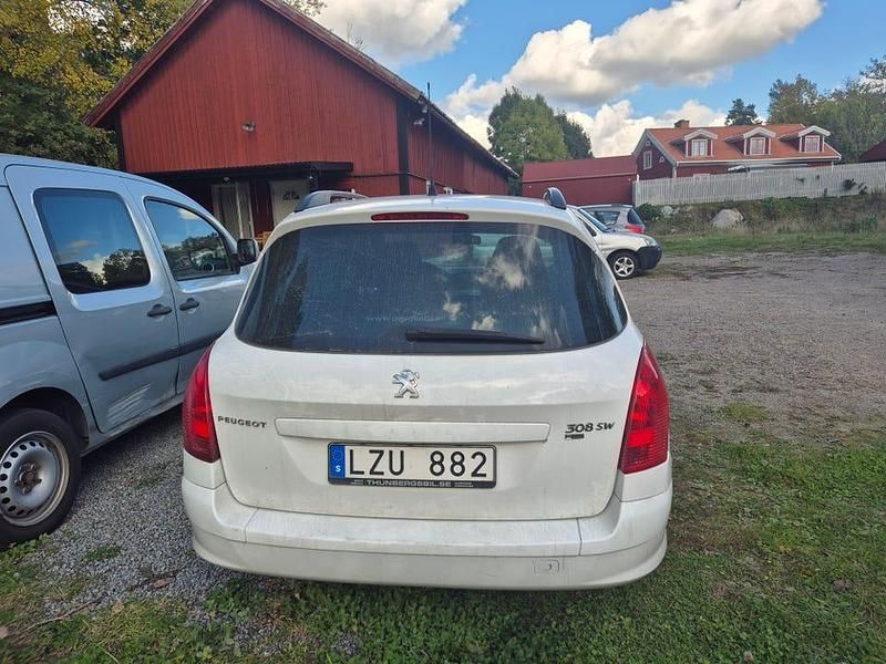Begagnad Peugeot 308 SW 111 HK (81 kW) 2011 Kombi