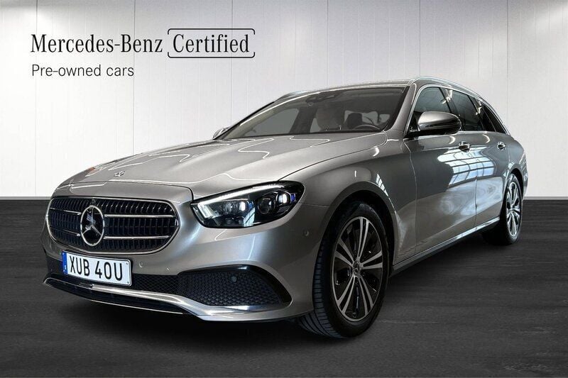 Silver Begagnad 2020 Mercedes E220 Avantgarde Kombi | 399 000 kr (Marknadspris) - Bild 1/4