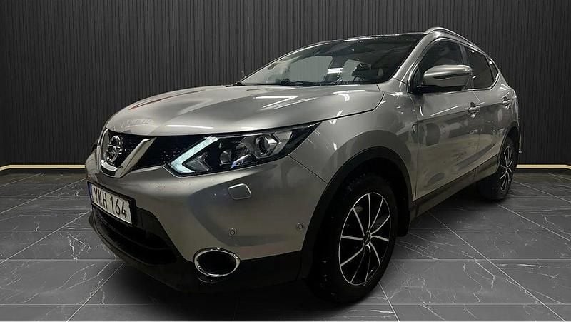 Begagnad Nissan Qashqai 360º 116 HK (85 kW) 2017 Silver SUV