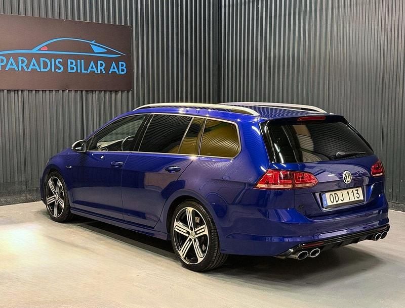 Begagnad VW Golf VII R 301 HK (221 kW) 2016 Blå Kombi