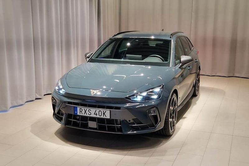 Begagnad Cupra Leon 151 HK (111 kW) 2025 Blå