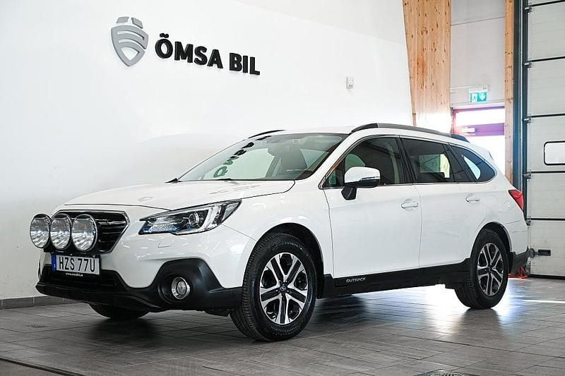 Begagnad Subaru Outback 175 HK (128 kW) 2020 Vit Kombi