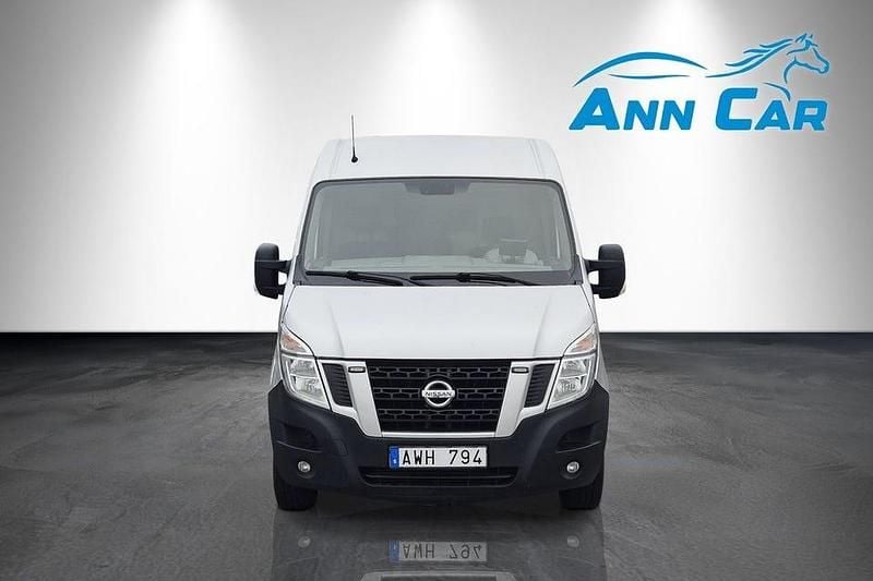 Silver Begagnad 2012 Nissan NV400 Van | 89 901 kr (Lite dyr) - Bild 1/4