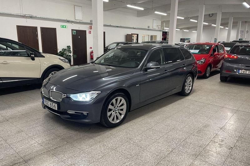 Grå Begagnad 2014 BMW 320 Kombi | 109 500 kr (Superpris) - Bild 1/4