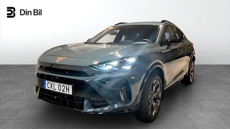 Blå (midnight black metallic) Begagnad 2024 Cupra Formentor SUV | 329 900 kr (Lite dyr) - Bild 1/4