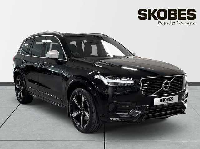 Svart Begagnad 2019 Volvo XC90 R-Design SUV | 409 900 kr (Bra pris) - Bild 1/3