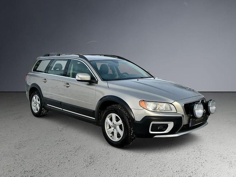 Begagnad Volvo XC70 Summum 185 HK (136 kW) 2008 Brun Kombi