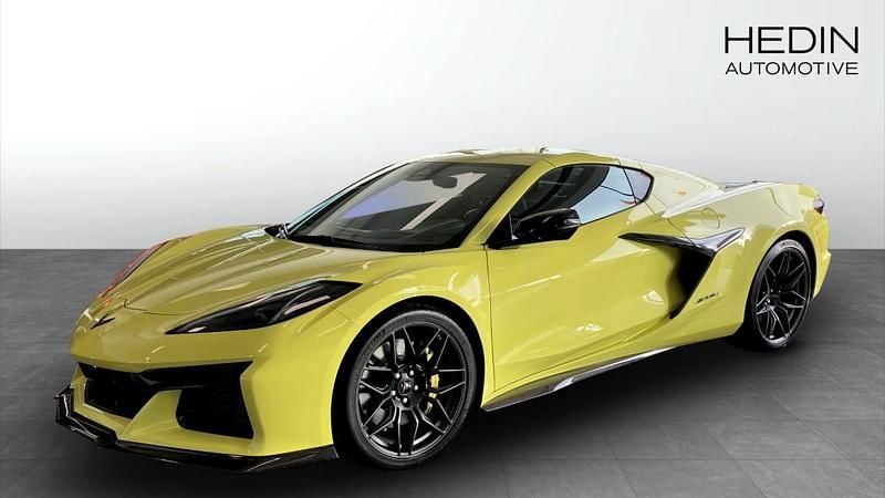 Gul (yellow) Ny 2024 Chevrolet Corvette Z06 Sportkupé | 2 519 500 kr - Bild 1/4