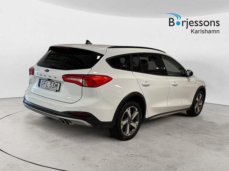 Begagnad Ford Focus Active 126 HK (92 kW) 2022 Vit Kombi