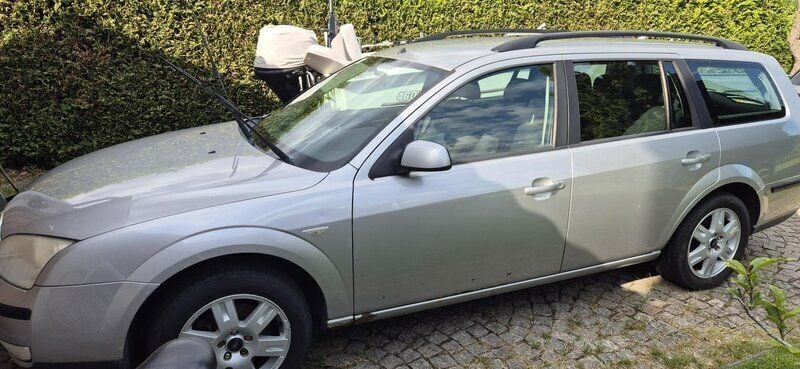 Silver Begagnad 2006 Ford Mondeo Kombi | 6 500 kr (Superpris) - Bild 1/3