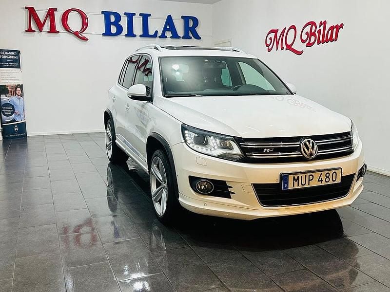 Vit Begagnad 2012 VW Tiguan R-line SUV | 129 900 kr (Marknadspris) - Bild 1/4